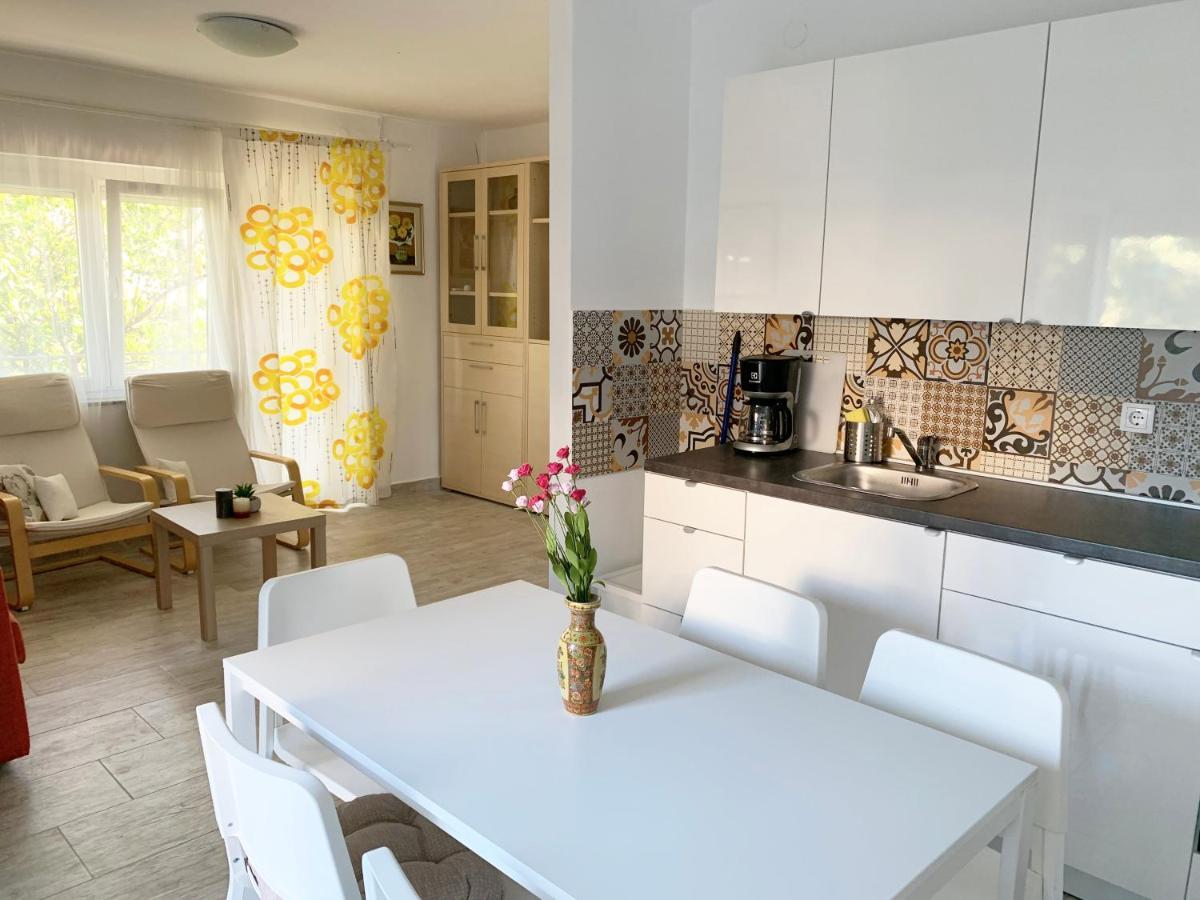 Apartment Gardenview - New! Krk Town Kültér fotó