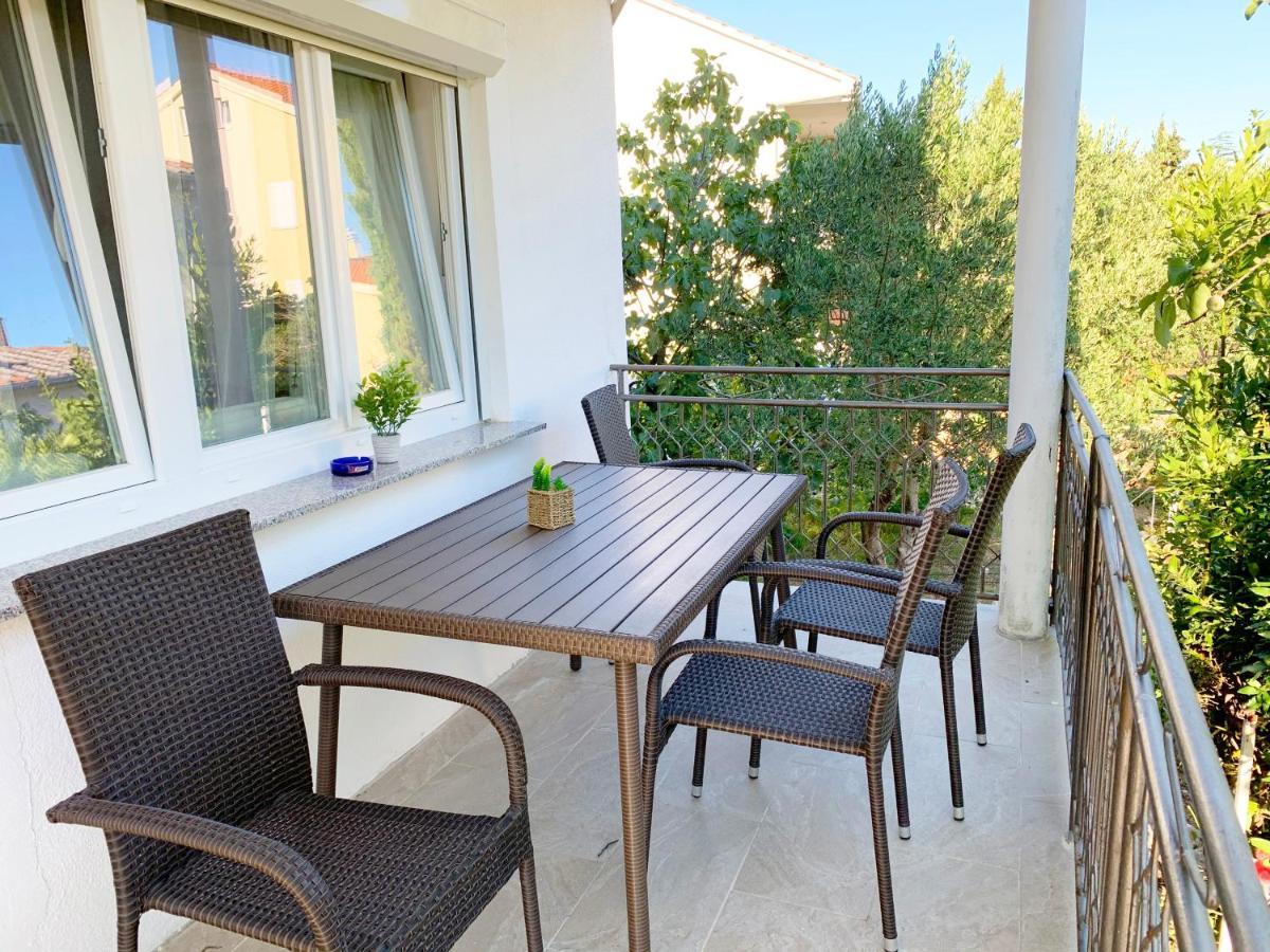 Apartment Gardenview - New! Krk Town Kültér fotó