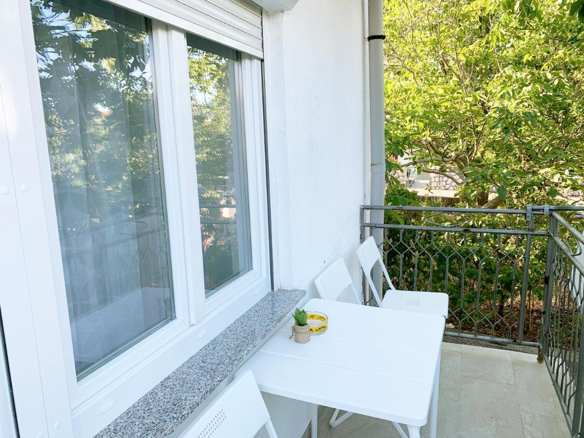 Apartment Gardenview - New! Krk Town Kültér fotó
