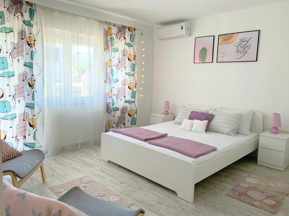 Apartment Gardenview - New! Krk Town Kültér fotó